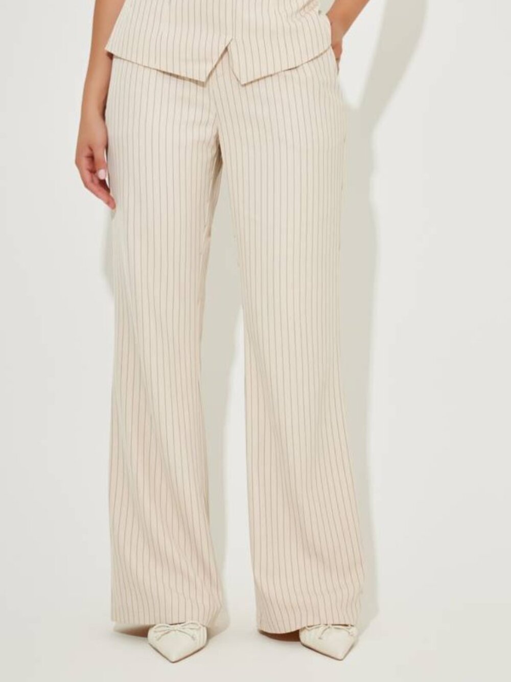 NEW ODD MUSE Pinstripe Tailored Pants Women’s M Cream